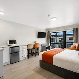 4* Motel 280 & 284 - Refurbished Modern